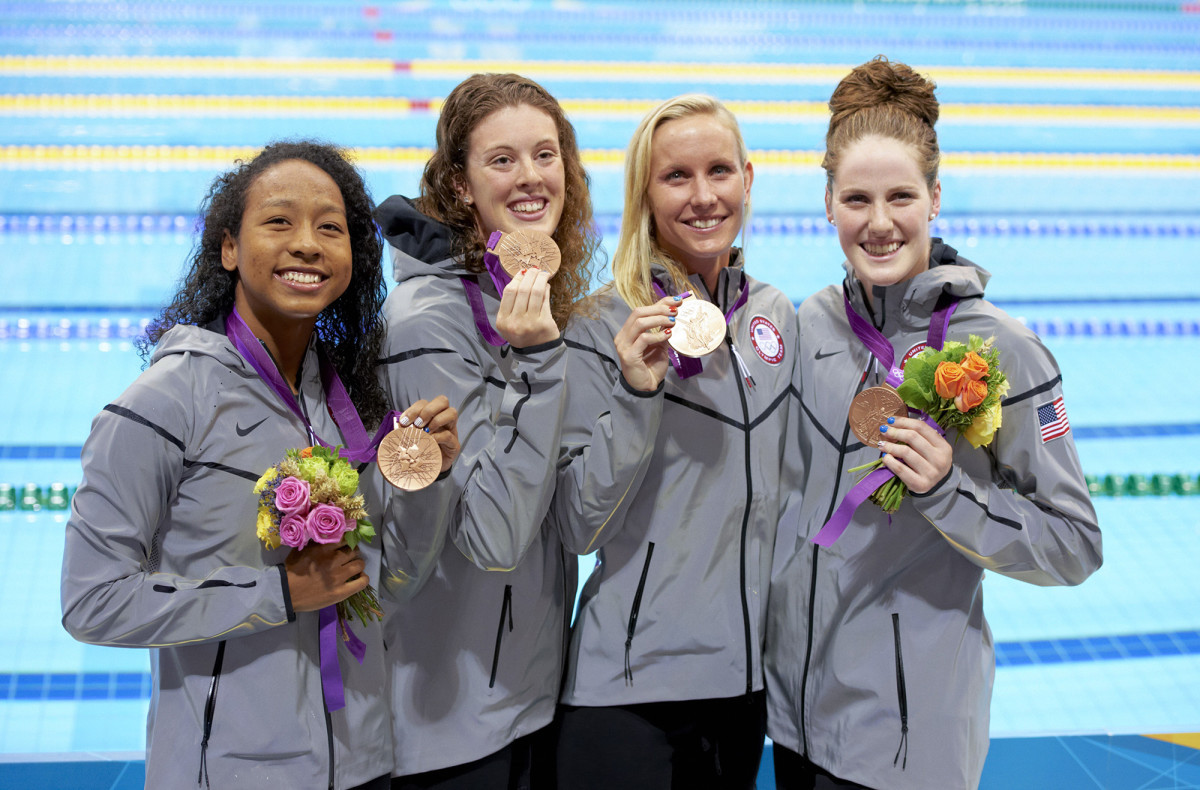 lia-neal-bronze-group